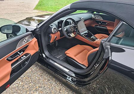 Mercedes-Benz SL 63 AMG AMG SL 63 4Matic+ AMG SPEEDSHIFT MCT 9G