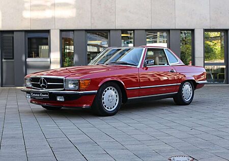 Mercedes-Benz SL 300 R107
