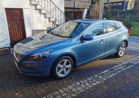 Volvo V40 T3 Momentum