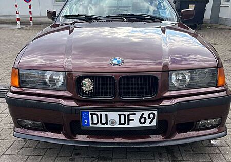 BMW 318i 318