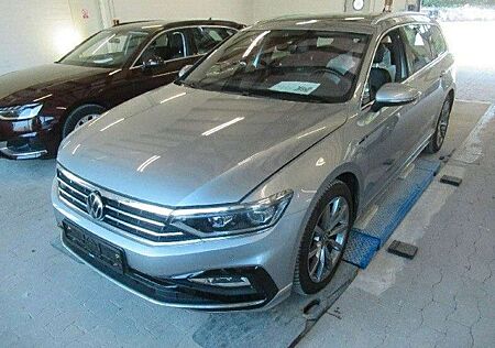 VW Passat Variant Volkswagen DSG Elegance *R-LINE*AHK*PANO*360