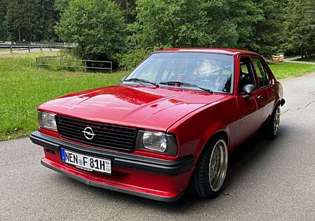 Opel Ascona B 3.0 6-Zylinder Sport