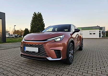 Lexus LBX 1.5 Hybrid Emotion LED, Navi, SHZ, Kamera, BT