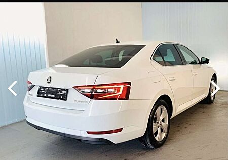Skoda Superb gebraucht kaufen Skoda Superb 2.0 TDI DSG L&K