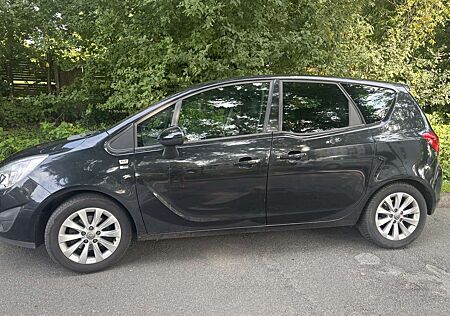 Opel Meriva 1.4 Design Edition