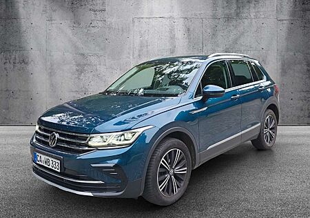 VW Tiguan Volkswagen "Elegance" 4Motion/Head-Up/Navi