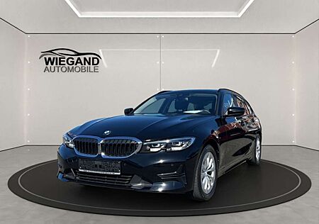 BMW 320 i Touring AUT ADVANTAGE+LIVE COCKPIT+STZH+PDC
