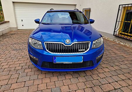 Skoda Octavia Combi 2.0 TDI (Green tec) RS