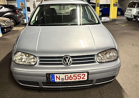 VW Golf Variant Volkswagen Golf IV Variant Diesel 1.9 TDI Pacific