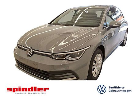 VW Golf Volkswagen VIII Style 1.5 eTSI DSG / Navi, LED+, RFK