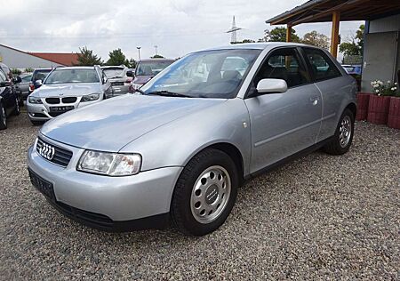 Audi A3 1.6 Attraction