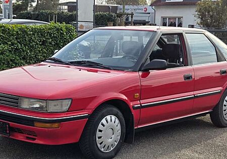 Toyota Corolla Liftback 1.6 GLi