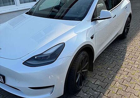 Tesla Model Y Long Range Dual Motor AWD