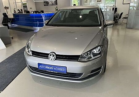 VW Golf Volkswagen VII 1.2 TSI Comfortline AHK schwenkbar Top Gepfleg