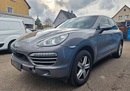 Porsche Cayenne Diesel +UNFALL+