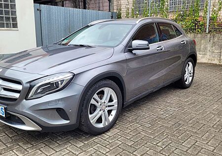 Mercedes-Benz GLA 200 Edition 1 (156.943)