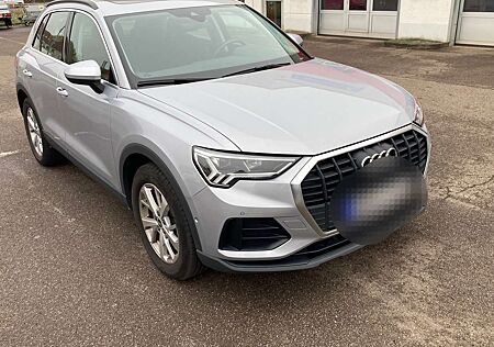 Audi Q3 35 TFSI Panoramaschiebedach, I-Key