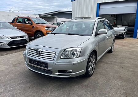 Toyota Avensis 2.0 Executive