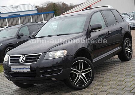 VW Touareg Volkswagen V6 4x4 Aut./Leder/Xenon/Navi/SHZ/AHK/20"