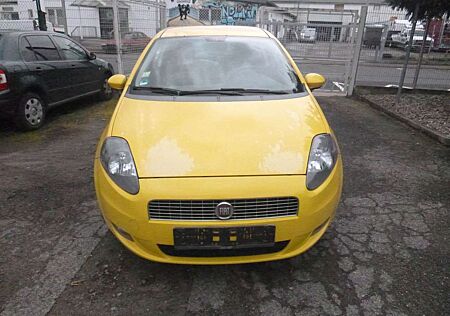 Fiat Grande Punto 1.4 8V Start Benzin + LPG