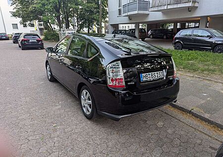 Toyota Prius (Hybrid)