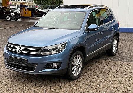 VW Tiguan Volkswagen Sport*PANORAMA DACH*AUTOMATIK*EINPARKHILFE*AHK*