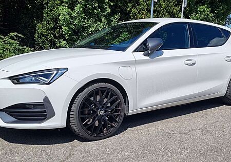 Cupra Leon 1.4 e-Hybrid (180 kW System) VZ