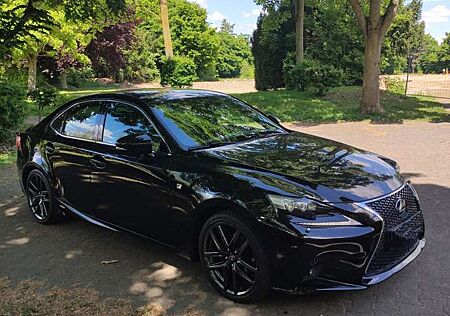Lexus IS 300 300h F Sport