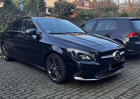 Mercedes-Benz CLA 180 Urban