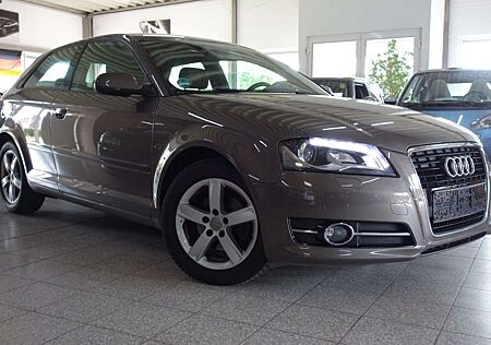 Audi A3 1.2 TFSI Attraction-Xenon-SHZ-Tempomat