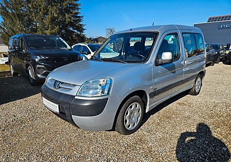 Peugeot Partner Premium 75, Rollstuhlumbau