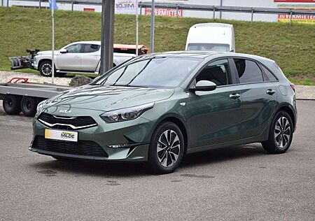 Kia Cee'd Ceed / CEED 1.5 T-GDi 140 PS SHZ KAMERA NAV PRIVACY AHK