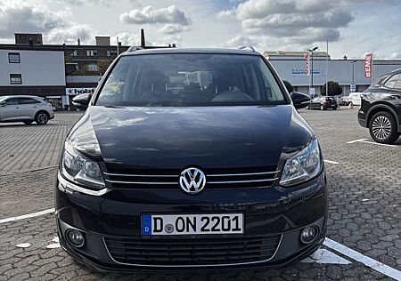 VW Touran Volkswagen Highline