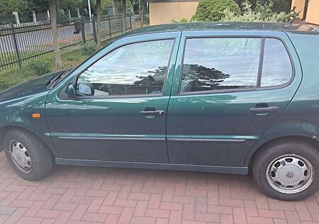 VW Polo Volkswagen Automatik Comfortline III 60 PS