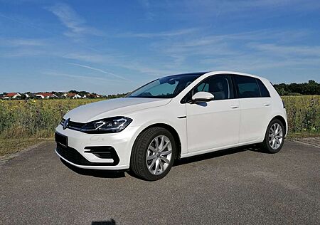 VW Golf Volkswagen 2.0 TDI SCR DSGHighline