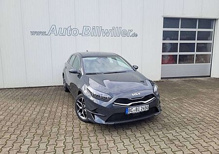 Kia Cee'd Ceed / Ceed 5-Türer 1.5 T-GDI (140 PS) ISG DCT7 Spirit