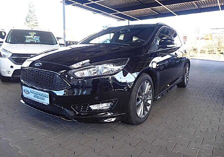 Ford Focus Turnier ST-Line,Autom.,AHK,NAV