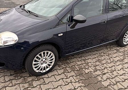 Fiat Grande Punto 1.2 8V Basis ( 09.2010)