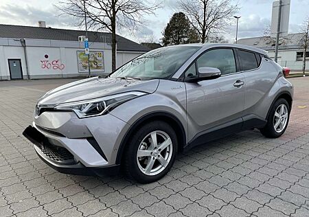 Toyota C-HR Hybrid Club