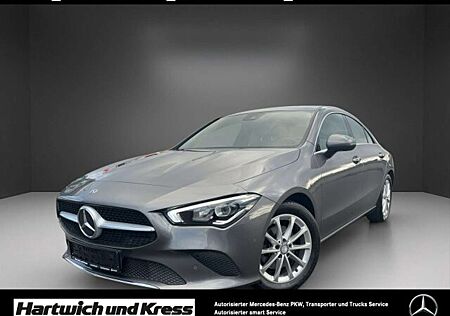 Mercedes-Benz CLA 200 Coupé Progressive+Ambiente+Widescreen+Spie