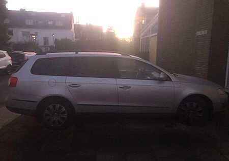 VW Passat Variant Volkswagen 2.0 TDI DPF DSGHighline