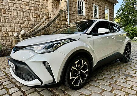 Toyota C-HR Hybrid 2.0 Hybrid Team Deutschland