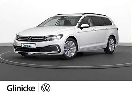 VW Passat Variant Volkswagen GTE Pano AHK LED Navi LM 17" RFK+