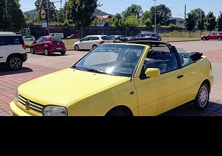 VW Golf Cabriolet Volkswagen Cabrio 1.8