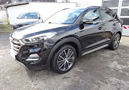 Hyundai Tucson gebraucht kaufen Hyundai Tucson Passion + 4WD, Autom.,SD, Kamera