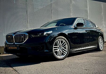 BMW i5 eDrive40* Neuwertig+Top Ausstattung