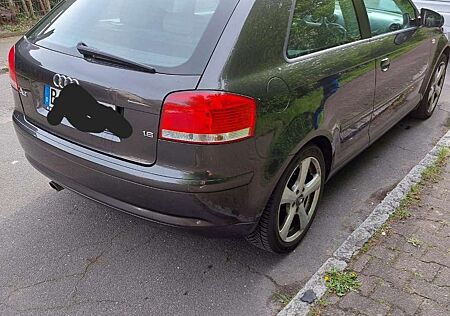 Audi A3 +1.6+Ambition
