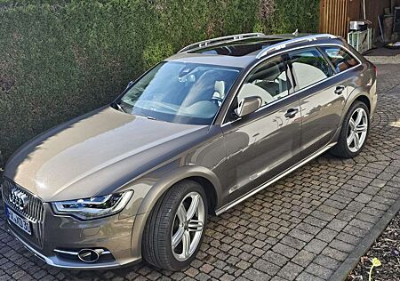 Audi A6 Allroad quattro 3.0 TDI S tronic DPF