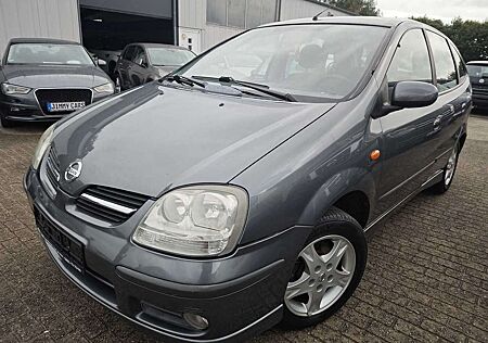 Nissan Almera Tino acenta