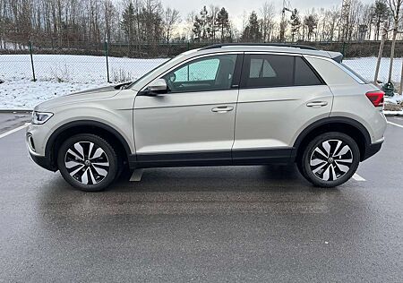 VW T-Roc Volkswagen 1.5 TSI OPF Move